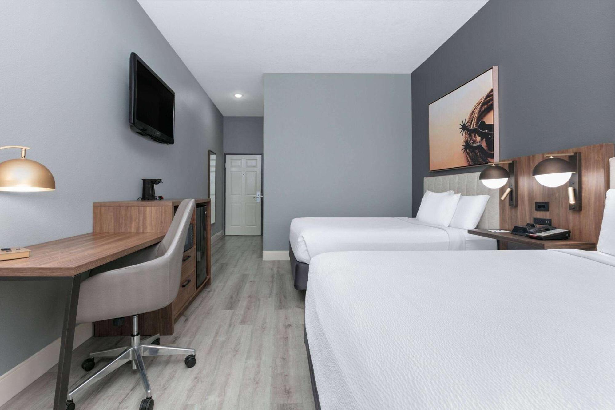 Hotel La Quinta By Wyndham Decatur Extérieur photo